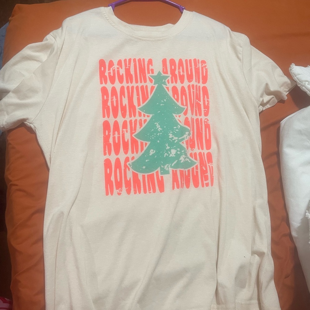 Cream Christmas Tee